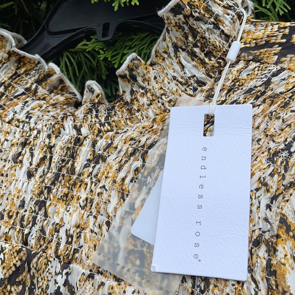 Top - Picture 2 of 2